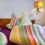 App 24 Personen Innerspielleiten Apartamento *