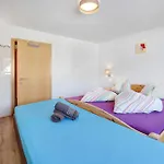 App 24 Personen Innerspielleiten Apartamento *