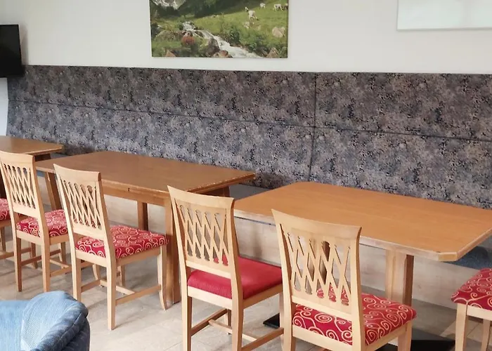 App 24 Personen Innerspielleiten *